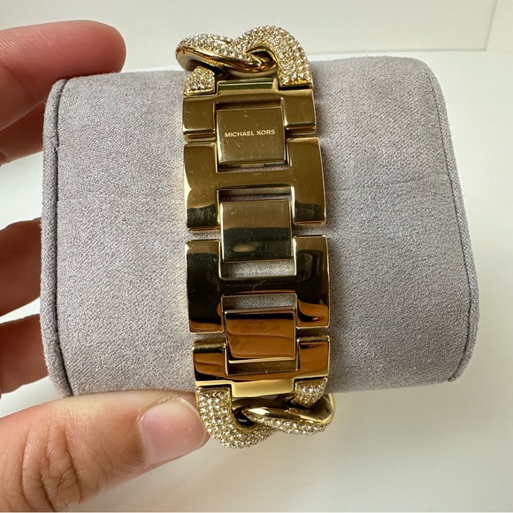 Michael Kors MK3820/1 gold and rose gold crystal watches - Picture 9 of 12